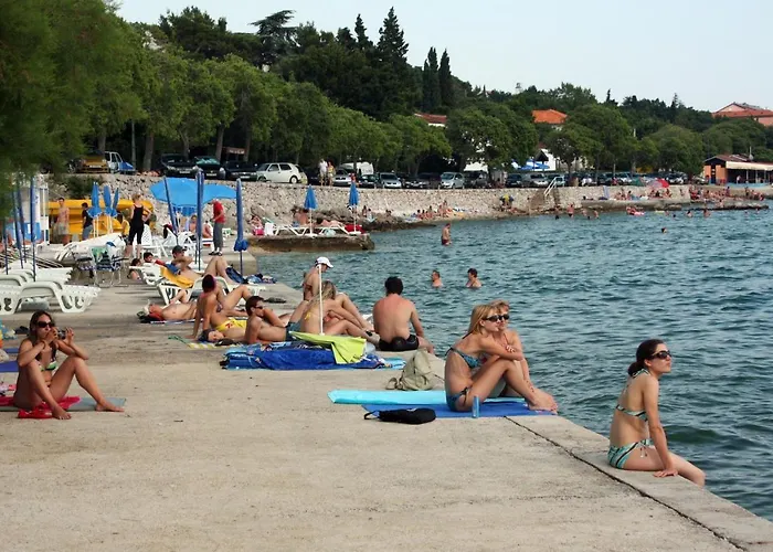 아파트 With Parking Spaces Dramalj, Crikvenica - 18990 *